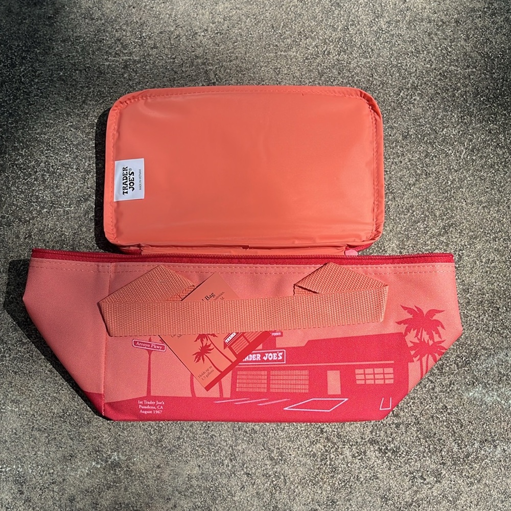 NWT Trader Joe’s mini insulated bag. Peach. Orange. Coral. New color!
